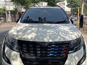 Second Hand महिंद्रा XUV500 w11 ऑटोमैटिक in आगरा