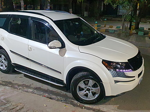 Second Hand మహీంద్రా xuv500	 w8 in సాట్నా