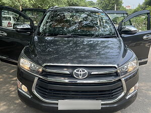 Second Hand Toyota Innova Crysta 2.8 GX AT 8 STR [2016-2020] in Delhi