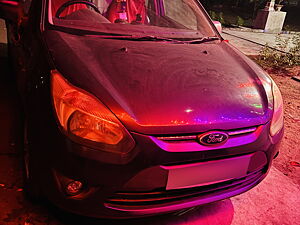 Second Hand Ford Figo Duratec Petrol Titanium 1.2 in Durgapur