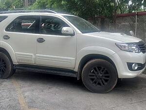 Second Hand Toyota Fortuner 3.0 4x2 AT in Noida