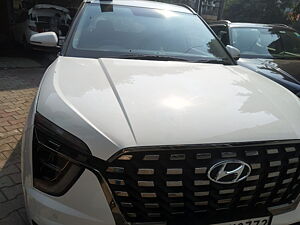 Second Hand Hyundai Alcazar Signature (O) 6 STR 1.5 Diesel AT in Surat