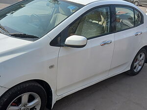 Second Hand Honda City 1.5 V AT in Delhi