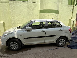 Second Hand Maruti Suzuki Swift DZire LXI in Durg