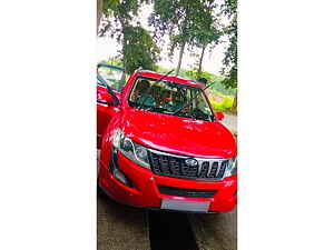 Second Hand महिंद्रा XUV500 w4 1.99 in रामपुर (उत्तर प्रदेश)