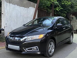 Second Hand Honda City VX CVT in Ashoknagar