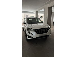 Second Hand Mahindra XUV700 AX 7 Luxury Pack Petrol AT 7 STR [2023-2024] in Hyderabad