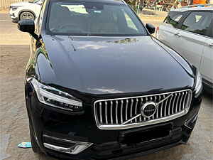 Second Hand वोल्वो xc90 d5 इंस्क्रिप्शन in फ़रीदाबाद