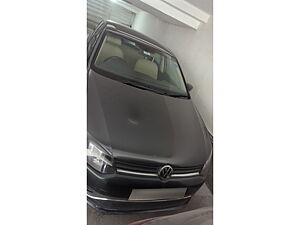 Second Hand Volkswagen Polo Highline1.2L (P) in Delhi