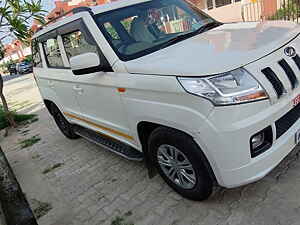 Second Hand महिंद्रा tuv300 t6 प्लस in बरेली