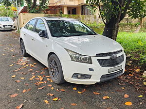 Second Hand Chevrolet Cruze LTZ AT in Thiruvananthapuram