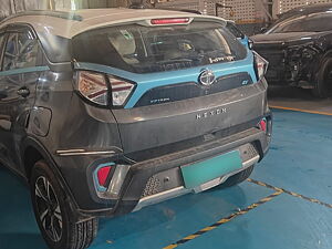 Second Hand Tata Nexon EV XZ Plus Lux 7.2 KW Fast Charger [2022-2023] in Navi Mumbai