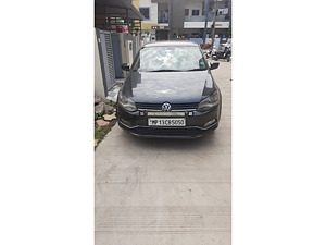 Second Hand Volkswagen Polo Highline1.5L (D) in Ujjain