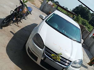 Second Hand Volkswagen Jetta Trendline 1.9 TDI in Hyderabad