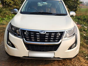 Second Hand Mahindra XUV500 W11 Opt in Maharajganj