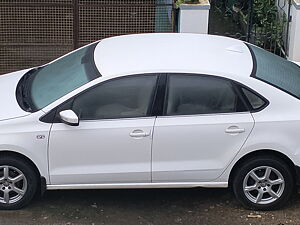 Second Hand Volkswagen Vento Highline Petrol in Pondicherry