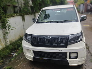 Second Hand Mahindra TUV300 T4 Plus in Bilaspur