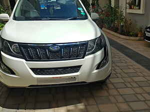 Second Hand महिंद्रा XUV500 w10 in बैंगलोर