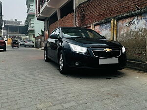 Second Hand Chevrolet Cruze LTZ AT in Aligarh