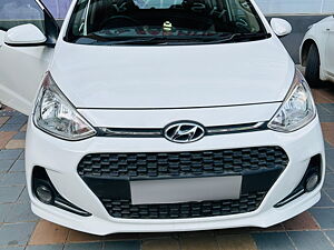 Second Hand Hyundai Grand i10 Sportz 1.1 CRDi [2016-2017] in Ahmedabad