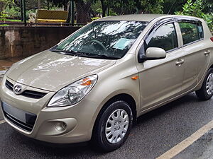 Second Hand Hyundai i20 Magna 1.2 in Bangalore