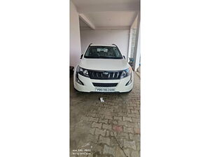 Second Hand Mahindra XUV500 W6 in Shamli