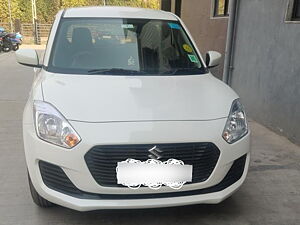 Second Hand Maruti Suzuki Swift LXi in Noida