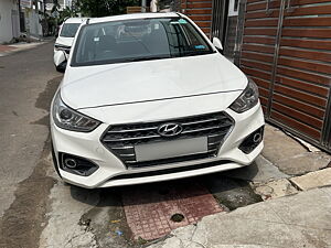 Second Hand Hyundai Verna SX (O)1.6 VTVT in Lucknow