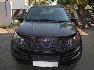 Second Hand Mahindra XUV500 W8 [2015-2017] in Rajkot