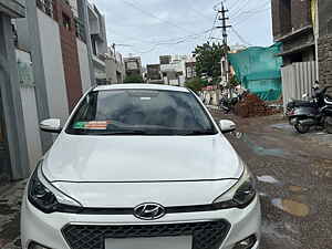 Second Hand हुंडई एलीट i20 एस्टा 1.4 crdi (o) in भावनगर