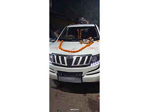 Second Hand మహీంద్రా xuv500	 w8 in గయా