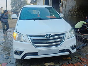 Second Hand Toyota Innova 2.5 G BS III 8 STR in Saharanpur