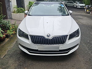 Second Hand Skoda Superb L&K TSI AT in Delhi