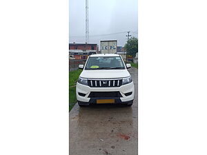 Second Hand Mahindra Bolero N8 in Agra