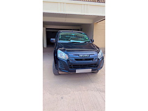 Second Hand Isuzu D-Max V-Cross Hi-Lander [2021] in Chandigarh