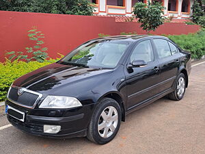 Second Hand Skoda Laura L&K 1.9 PD AT in Bangalore