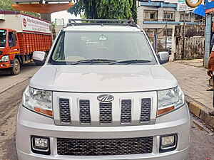 Second Hand महिंद्रा tuv300 t8 in मुंबई