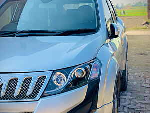 Second Hand महिंद्रा XUV500 w6 in नावनशहर