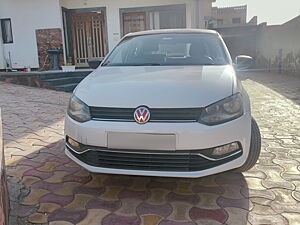 Second Hand Volkswagen Polo Highline1.5L (D) in Sriganganagar