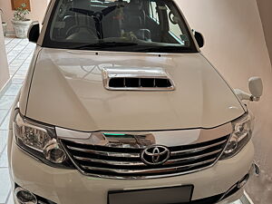 Second Hand Toyota Fortuner 3.0 4x4 AT in Rohtak