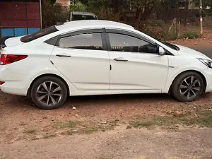 Second Hand Hyundai Verna Fluidic 1.6 CRDi SX in Mumbai