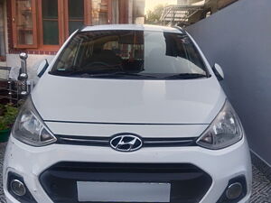 Second Hand Hyundai Grand i10 Sportz 1.1 CRDi [2013-2016] in Srinagar