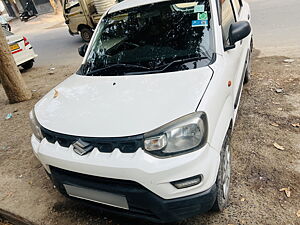 Second Hand Maruti Suzuki S-Presso VXi in Dehradun