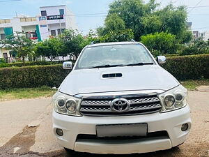 Second Hand Toyota Fortuner 3.0 MT in Jaipur