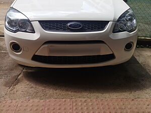 Second Hand Ford Fiesta/Classic 1.6 Duratec CLXi in Nashik