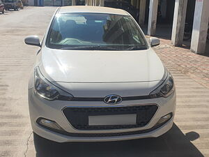 Second Hand Hyundai Elite i20 Magna Executive 1.4 CRDI in Ahmedabad