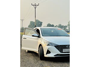 Second Hand Hyundai Verna SX 1.5 CRDi in Kashipur