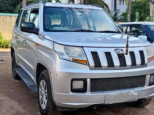 Second Hand Mahindra TUV300 T6 Plus in Chengalpattu