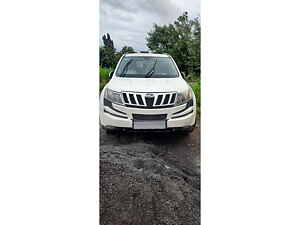 Second Hand महिंद्रा XUV500 w8 एडब्ल्यूडी in पुणे