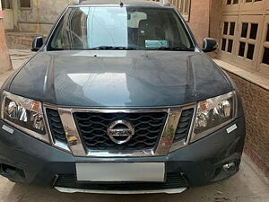 Second Hand Nissan Terrano XV D THP Premium 110 PS in Anand